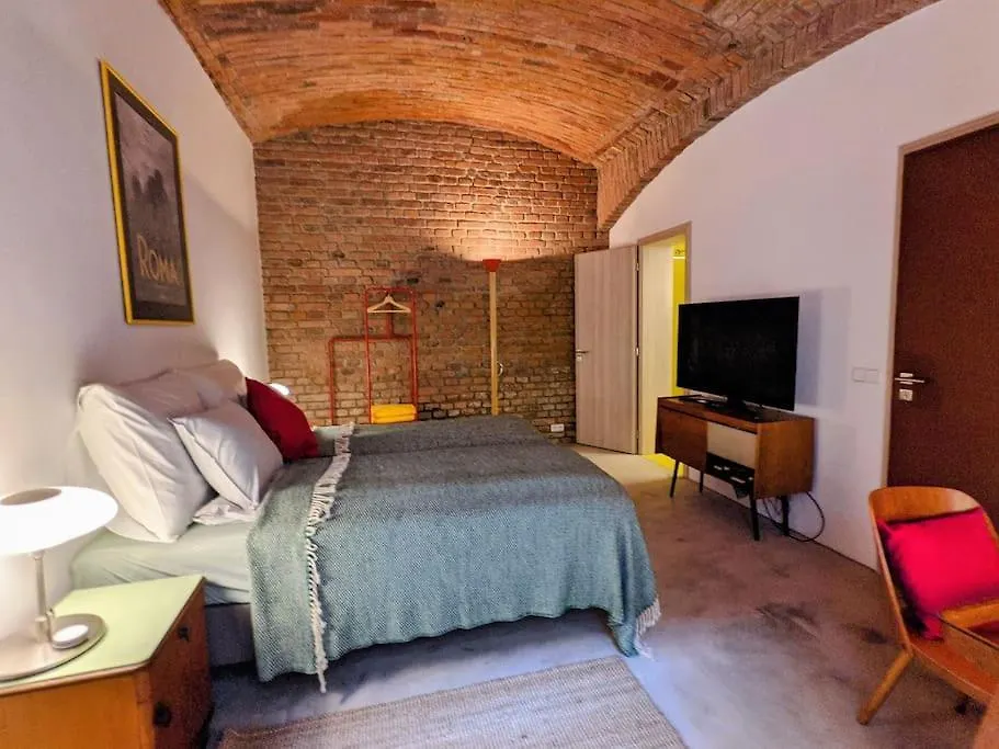 Romantic And Atypical Apartments In Prague'S Montmartre 0*, براغ جمهورية التشيك
