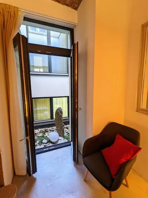 Romantic And Atypical Apartments In Prague'S Montmartre 0*, براغ جمهورية التشيك