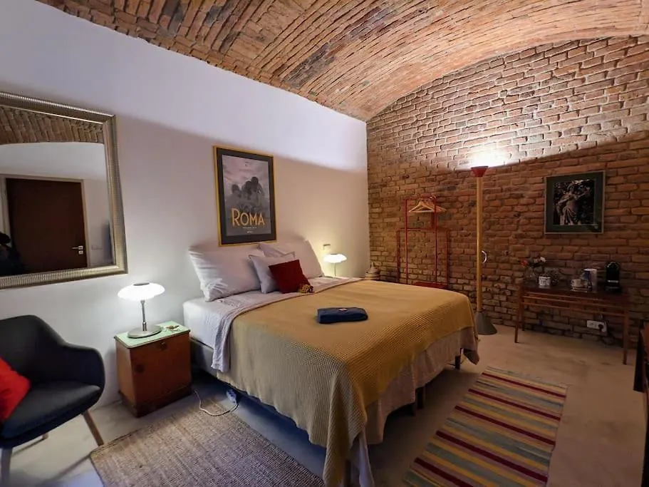Romantic And Atypical Apartments In Prague'S Montmartre