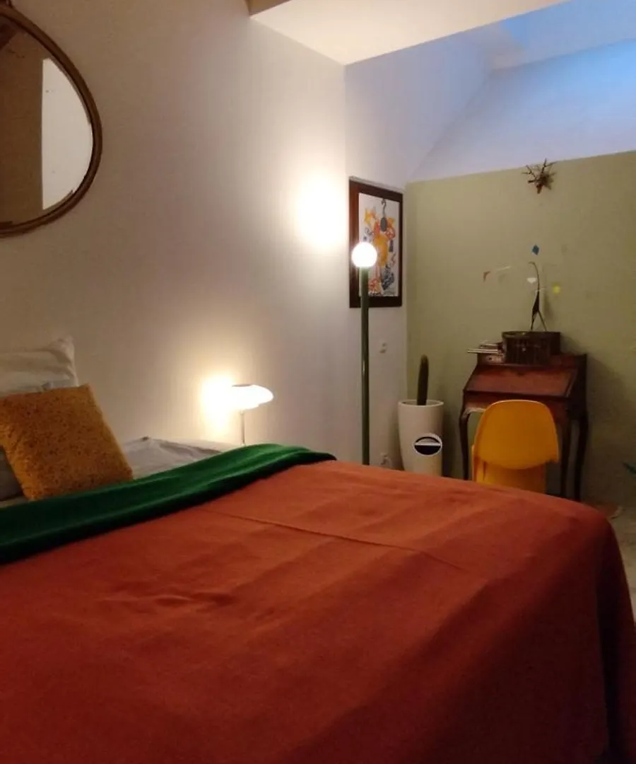 Romantic And Atypical Apartments In Prague'S Montmartre